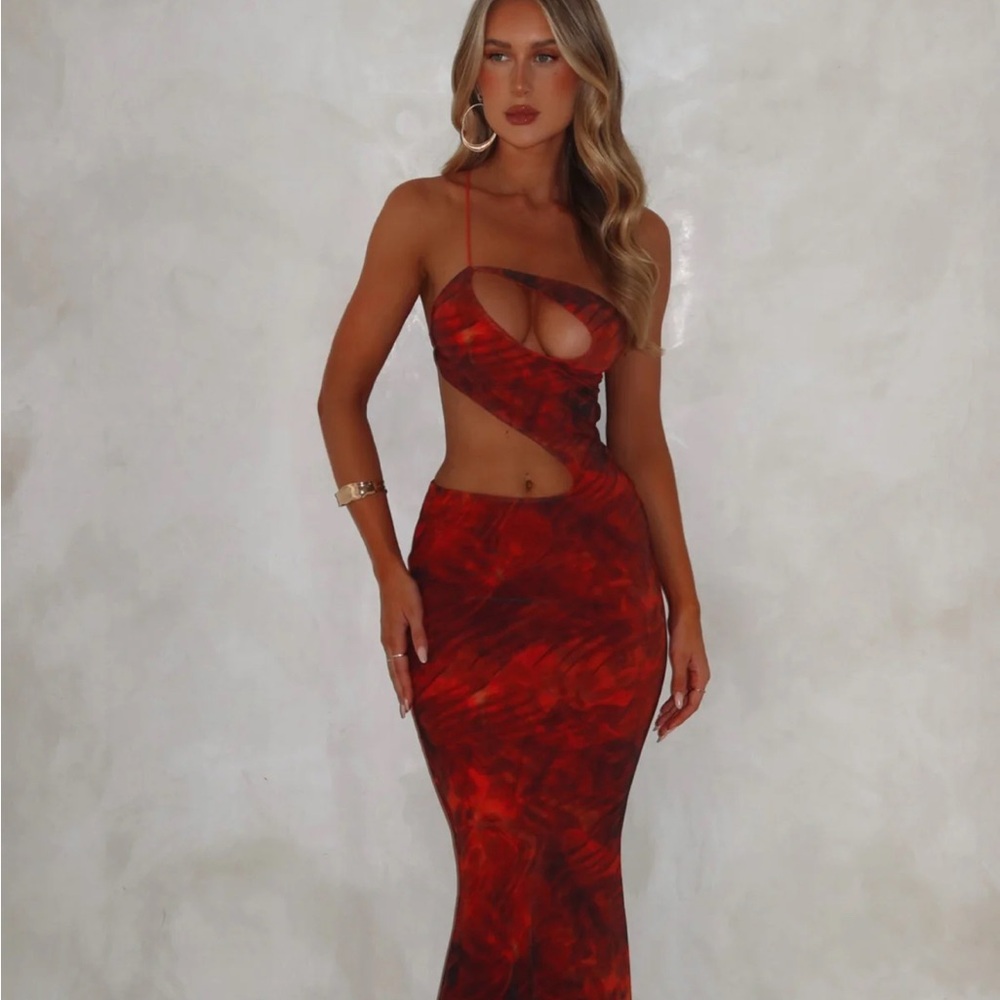 Elegant Red Maxi Dress